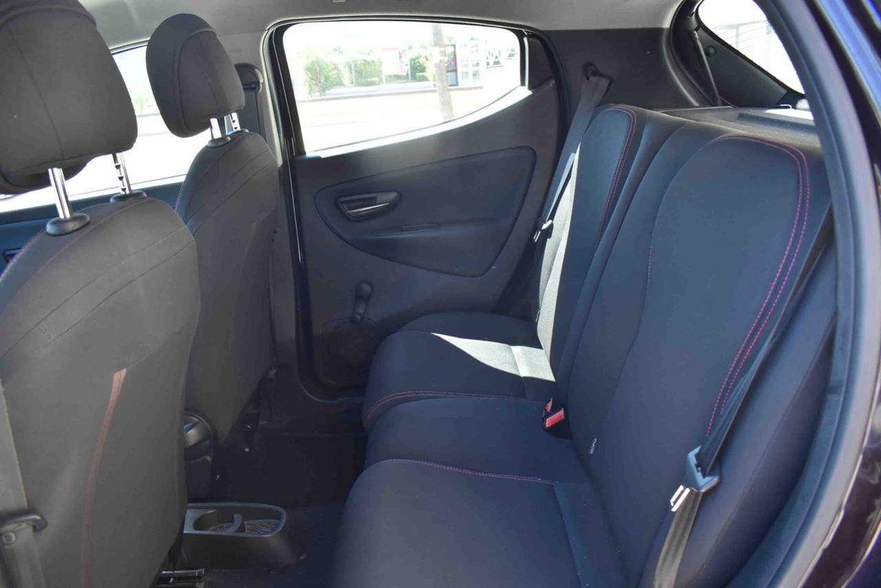 LANCIA Ypsilon 0.9 TwinAir 85 CV 5 porte Metano Ecochic Elefantin - 14