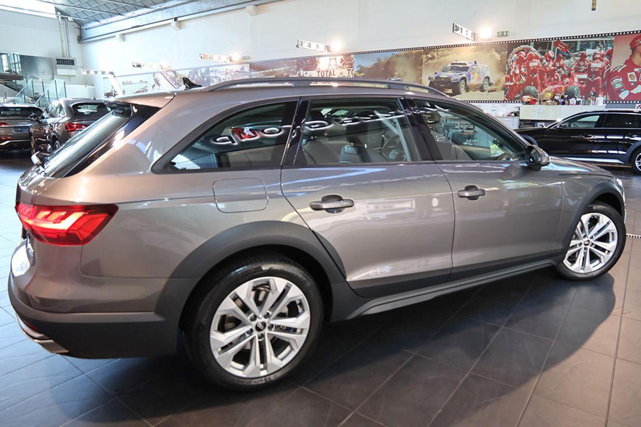 AUDI A4 allroad 40 TDI S-Tronic Business Evolution - 9