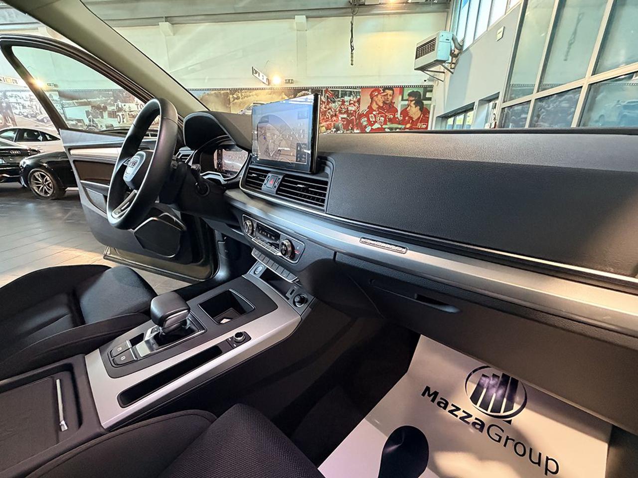 AUDI Q5 40 TDI Sportback Quattro S-Tronic Busin. Advanced - 35