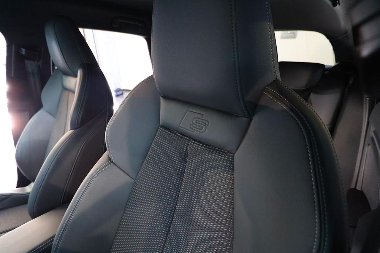 AUDI S3 TFSI Sportback Quattro S-Tronic - 38