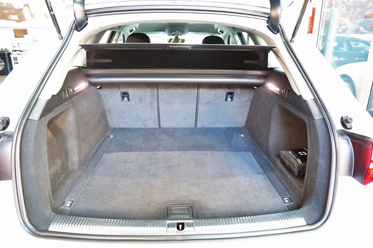 AUDI A4 35 TDI Avant S-Tronic Business Advanced - 12