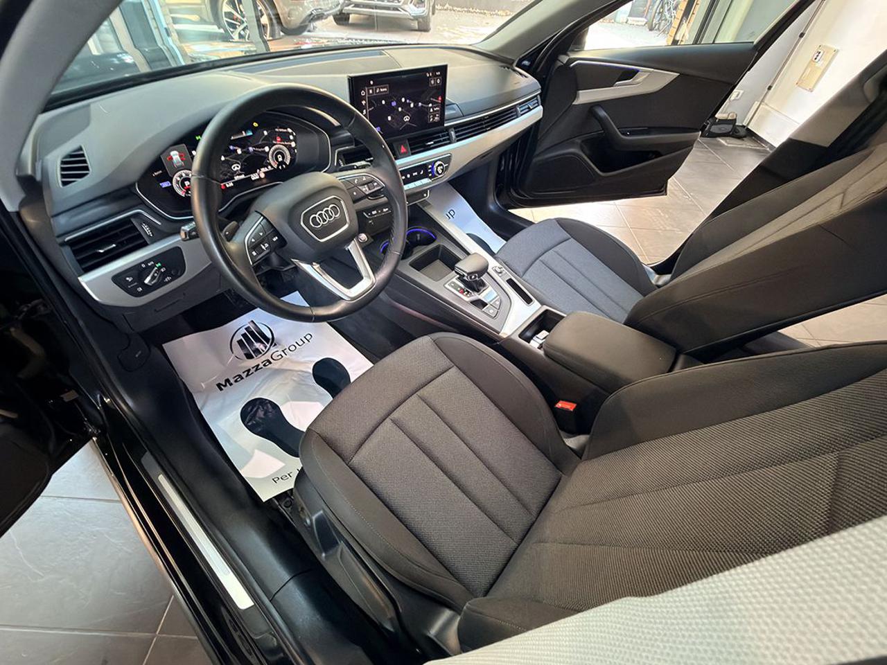 AUDI A4 35 TDI Avant S-Tronic Business Advanced - 14
