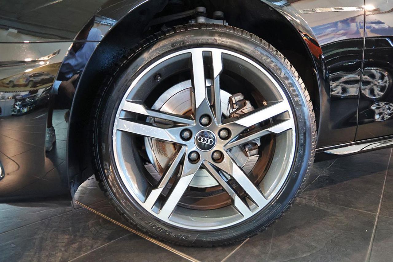 AUDI A4 35 TDI Avant S-Tronic Business Advanced - 6