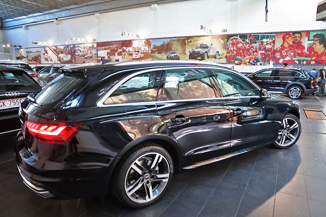 AUDI A4 35 TDI Avant S-Tronic Business Advanced - 9