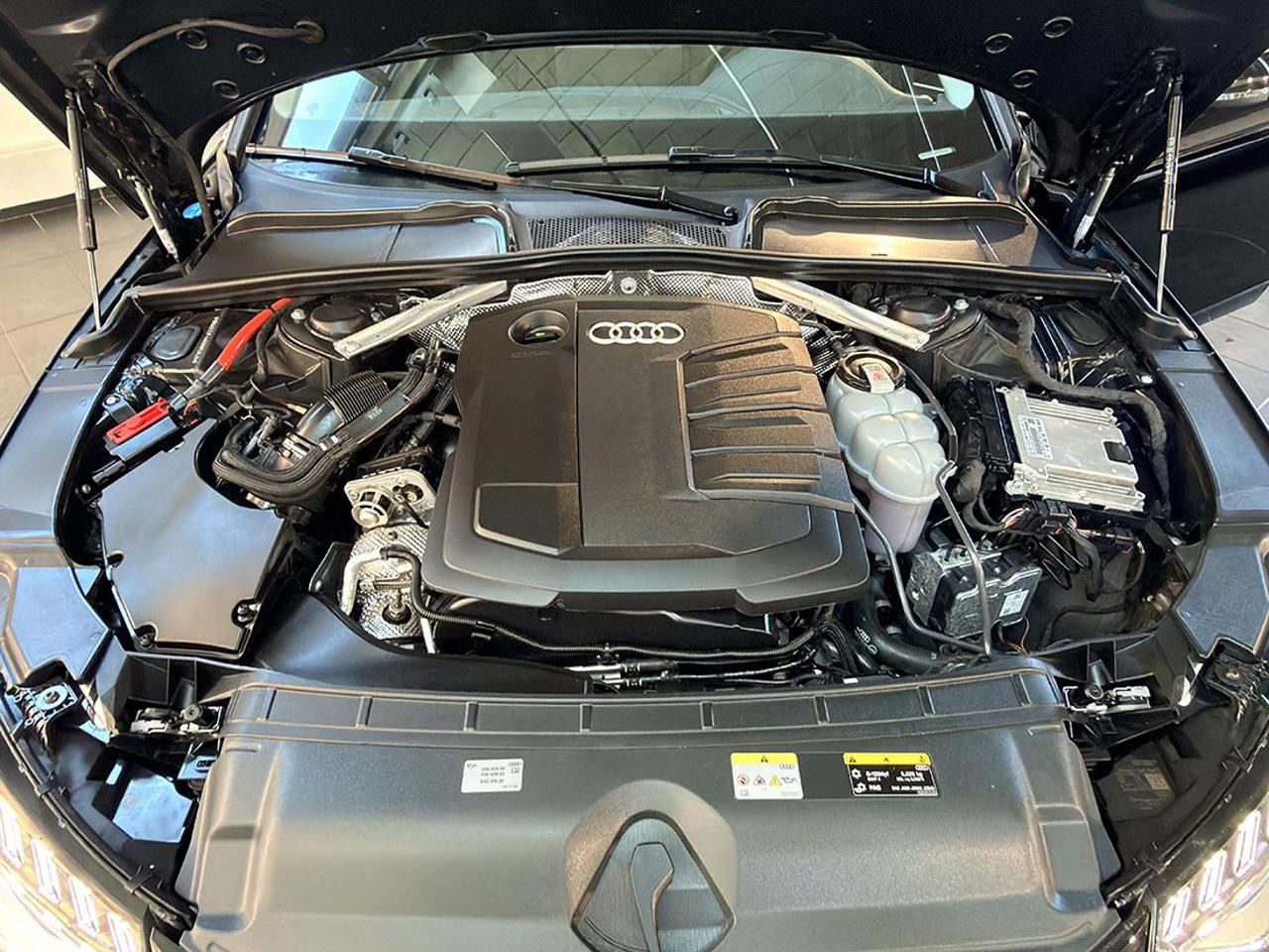 AUDI A4 35 TDI Avant S-Tronic Business Advanced - 11