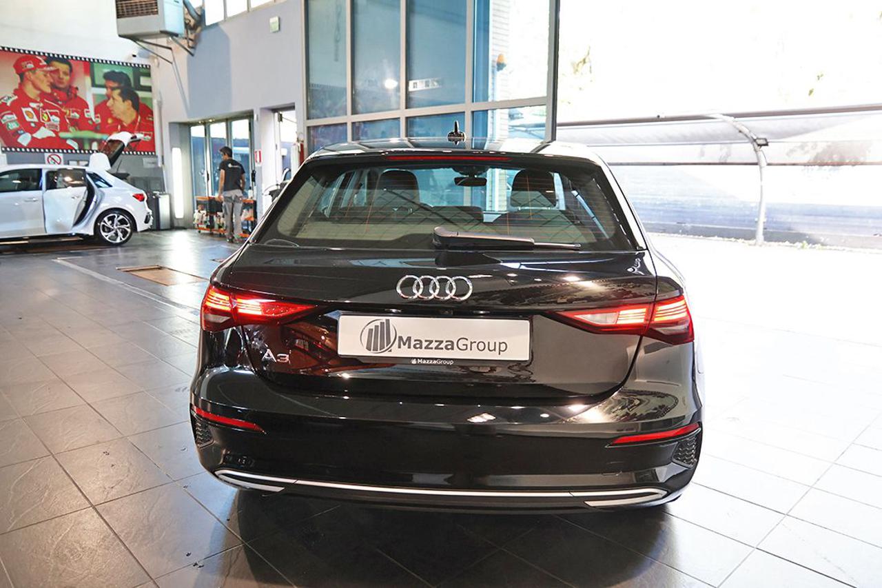 AUDI A3 30 TFSI Sportback S-Tronic Business Advanced - 8
