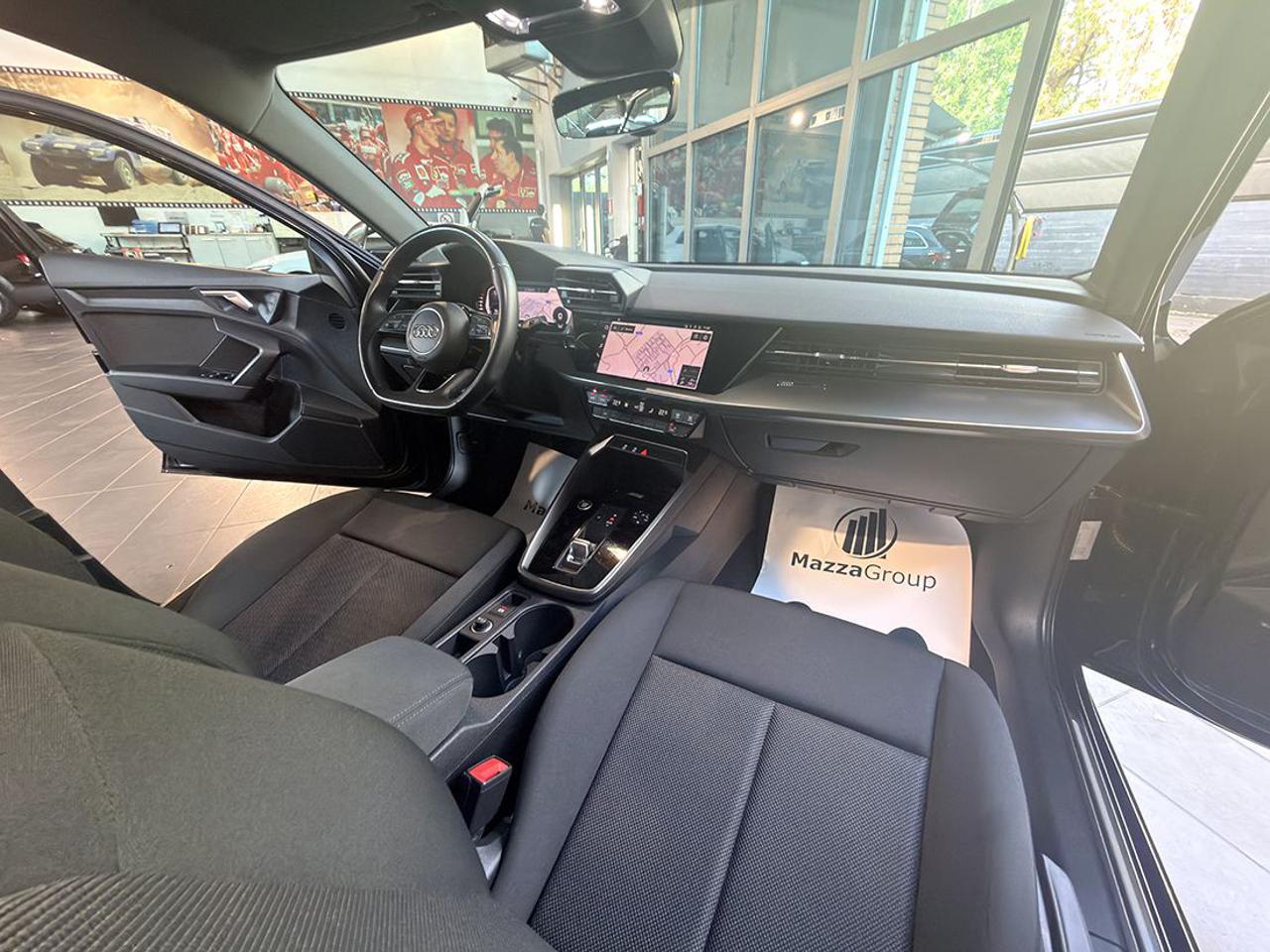 AUDI A3 30 TFSI Sportback S-Tronic Business Advanced - 15