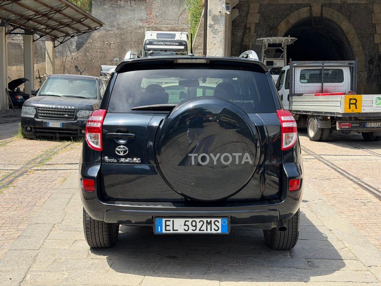 TOYOTA RAV 4 MY23 RAV4 2.2 D-4D 150 CV DPF - 6