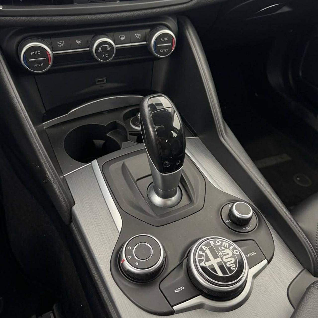 ALFA ROMEO Giulia 2.2 Turbodiesel 180 CV AT8 Super - 24