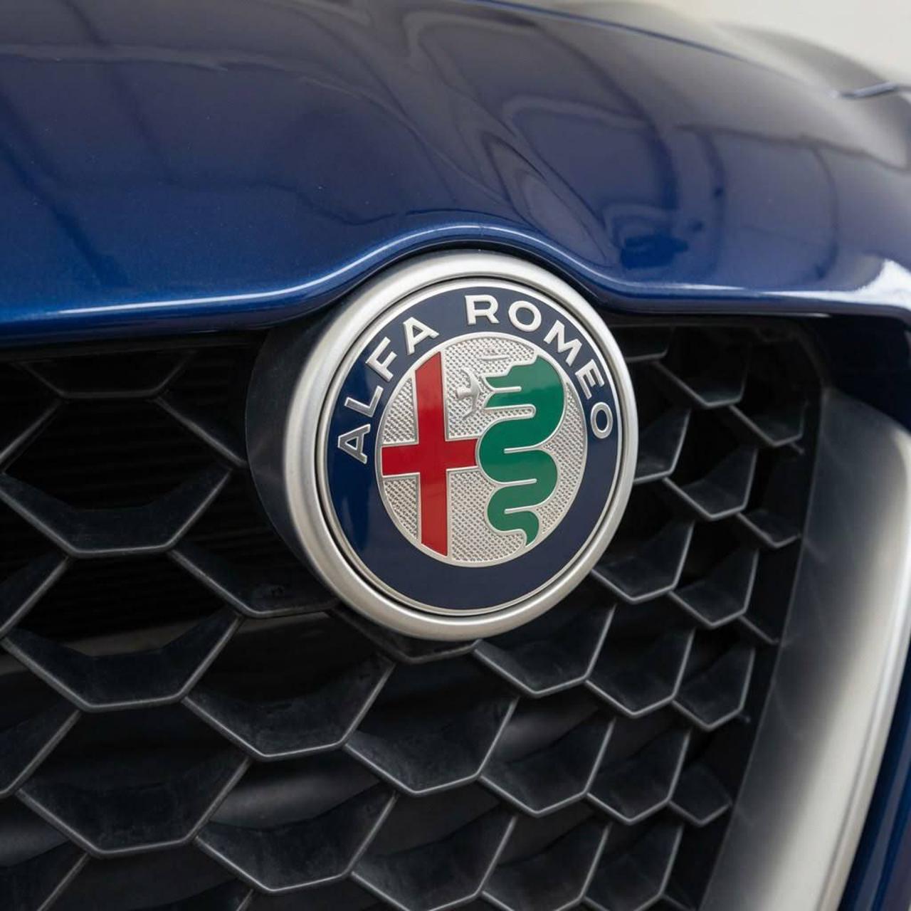 ALFA ROMEO Giulia 2.2 Turbodiesel 180 CV AT8 Super - 32