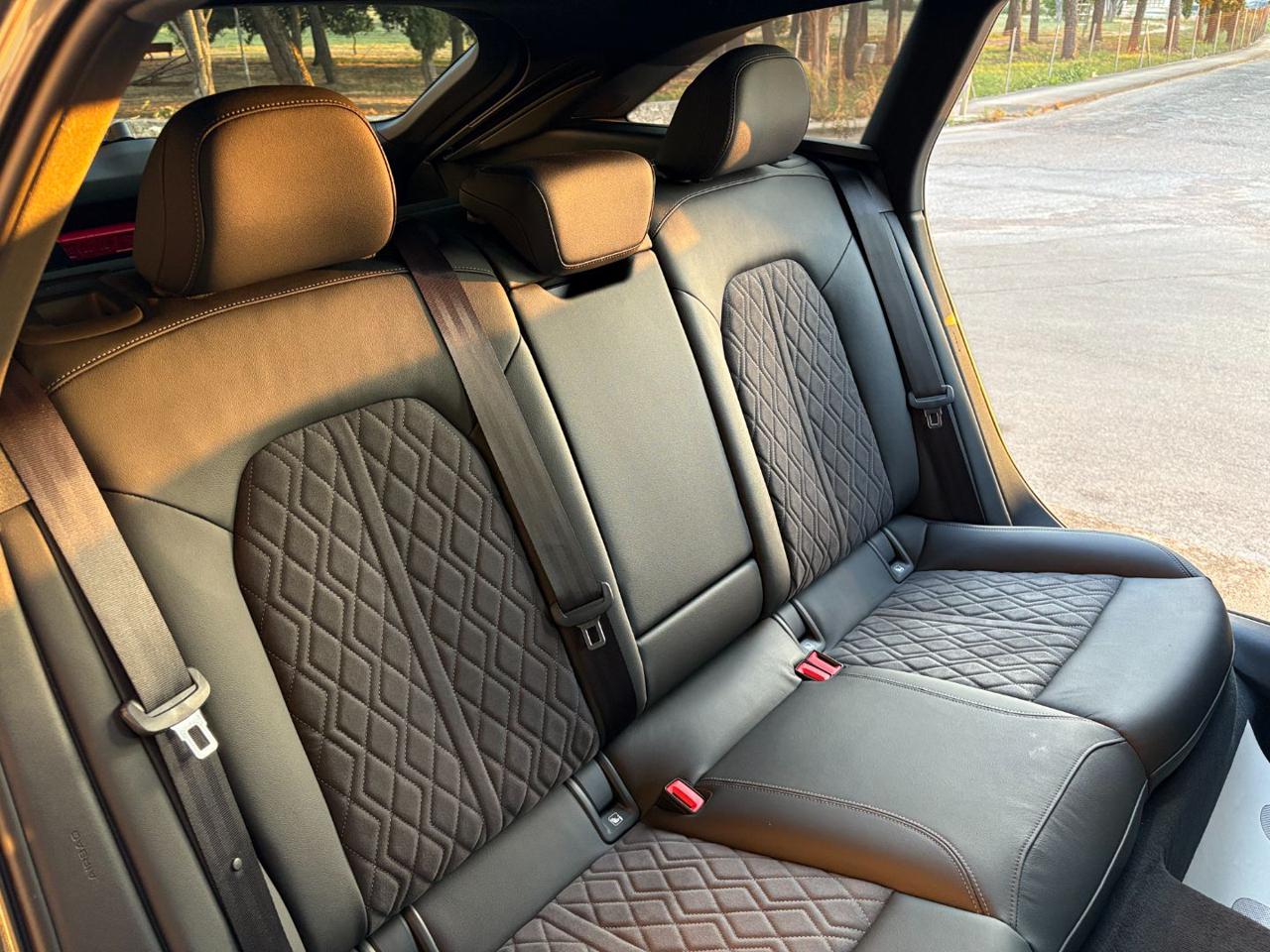 AUDI A6 Avant TDI 150 kW S tronic quattro S line edition - 23