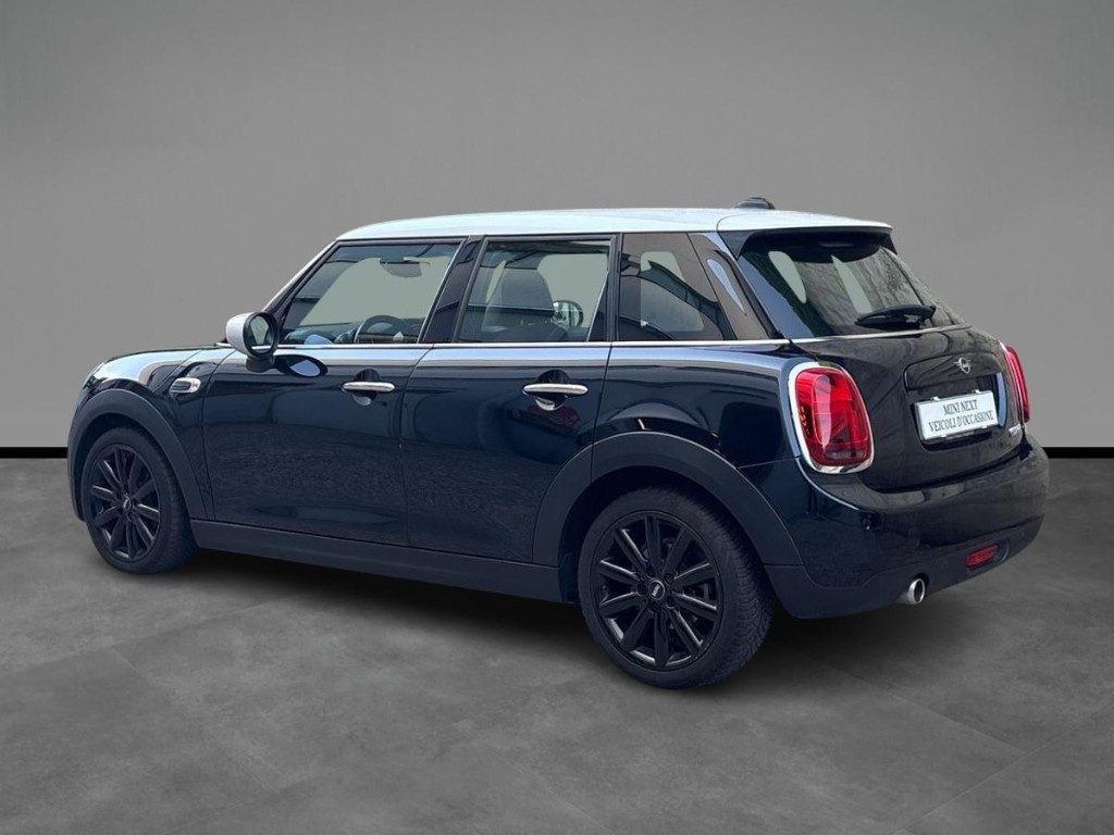 MINI Cooper 1.5 5 porte Aut. - 4
