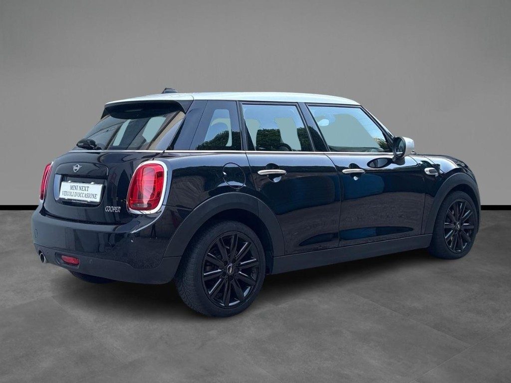 MINI Cooper 1.5 5 porte Aut. - 17