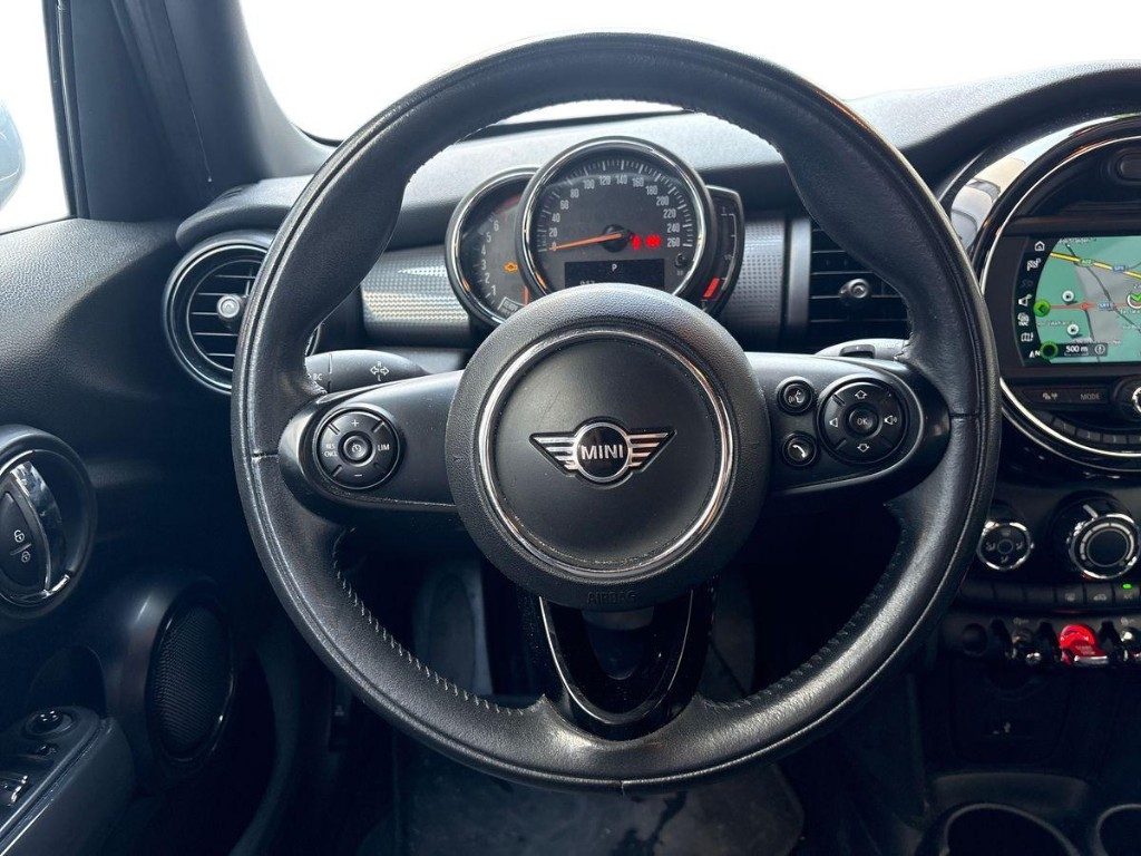 MINI Cooper 1.5 5 porte Aut. - 10