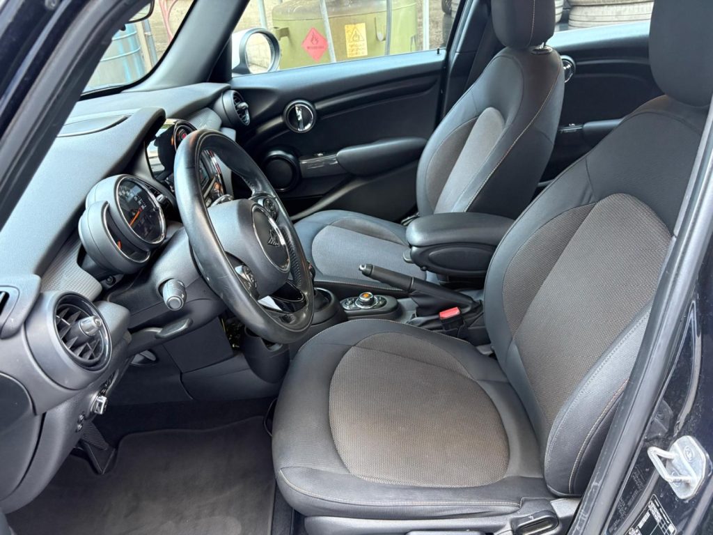 MINI Cooper 1.5 5 porte Aut. - 8