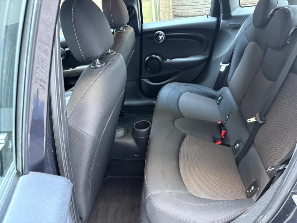 MINI Cooper 1.5 5 porte Aut. - 9