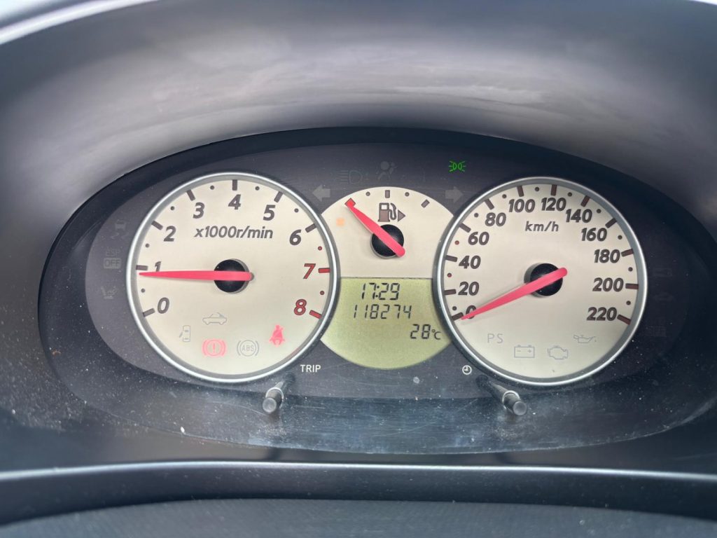 NISSAN Micra 1.6 16V CABRIO - 12