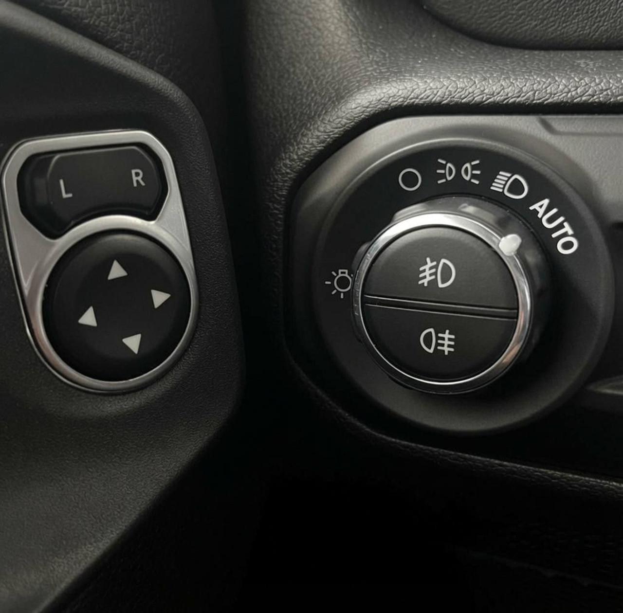 JEEP Wrangler Unlimited 2.2 Mjt II Sahara - 32