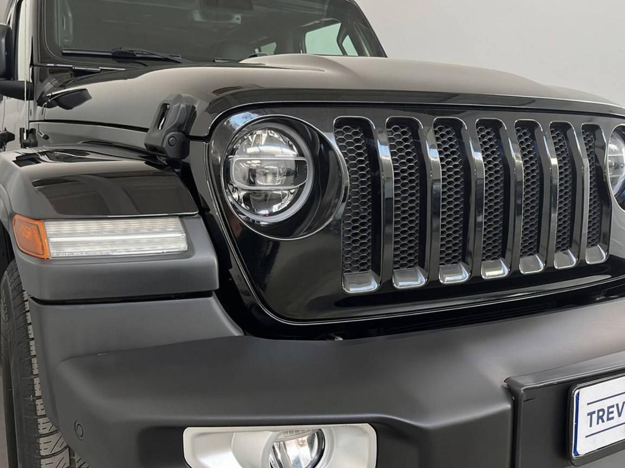JEEP Wrangler Unlimited 2.2 Mjt II Sahara - 35