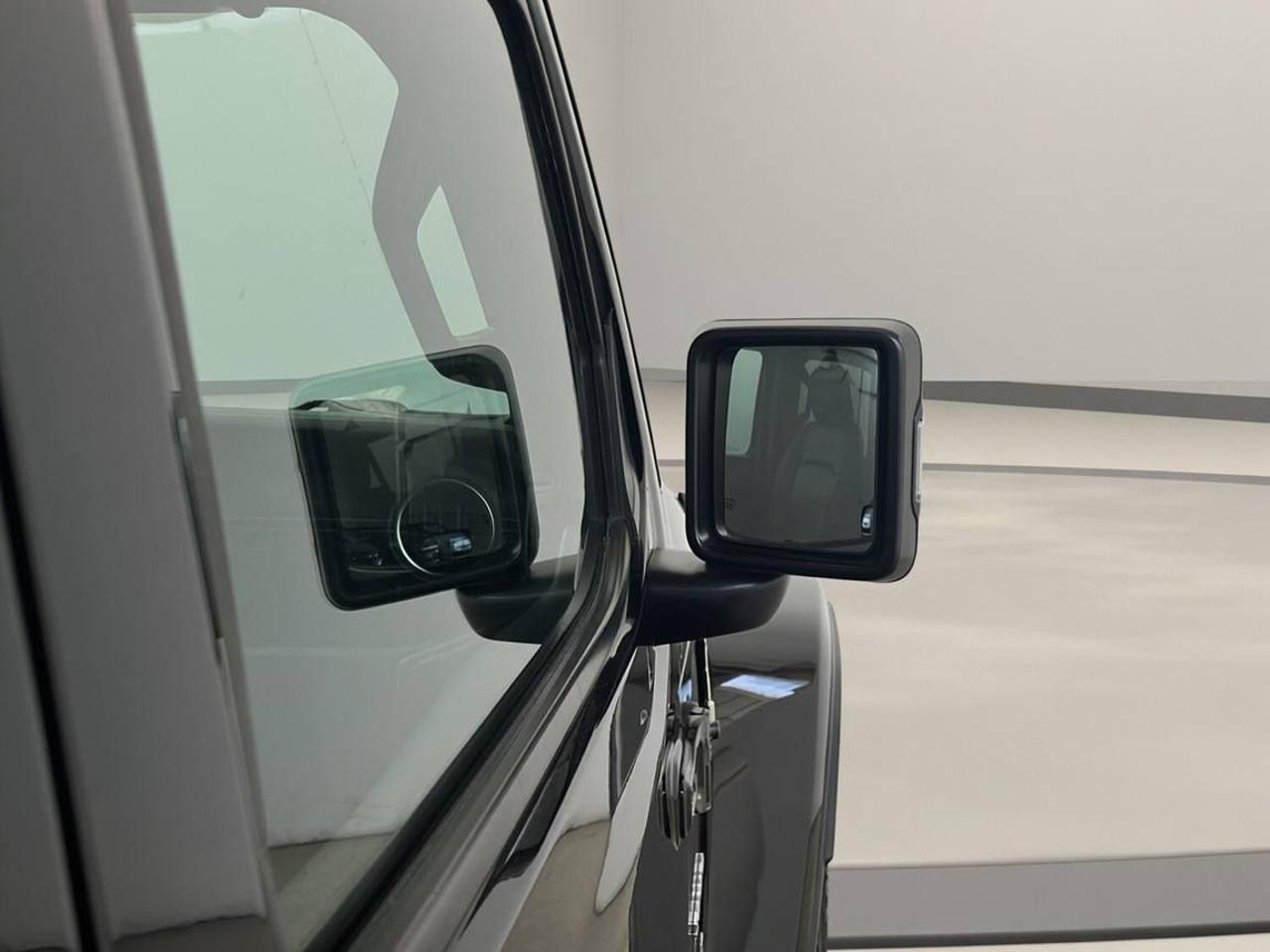 JEEP Wrangler Unlimited 2.2 Mjt II Sahara - 42