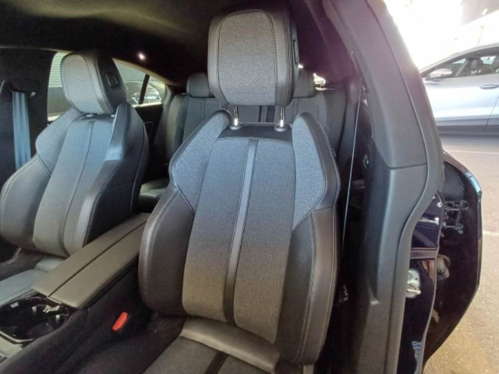 PEUGEOT 508 BlueHDi 130 Stop&Start EAT8 Allure Pack - 9