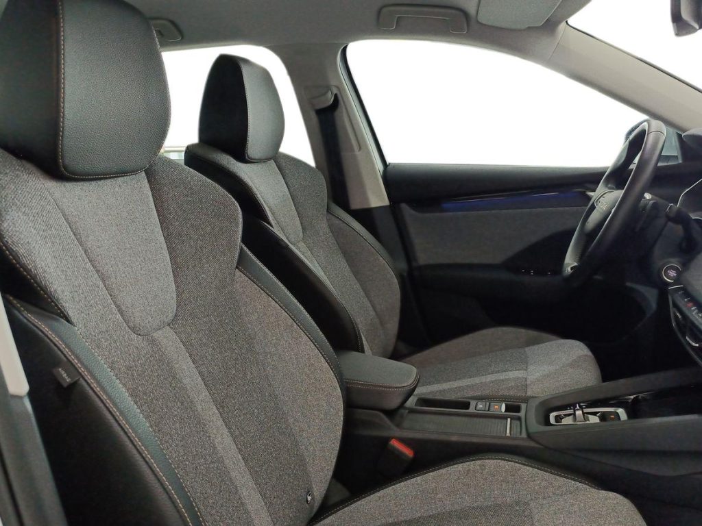 SKODA Octavia 2.0 TDI 150 CV DSG Wagon Executive - 10