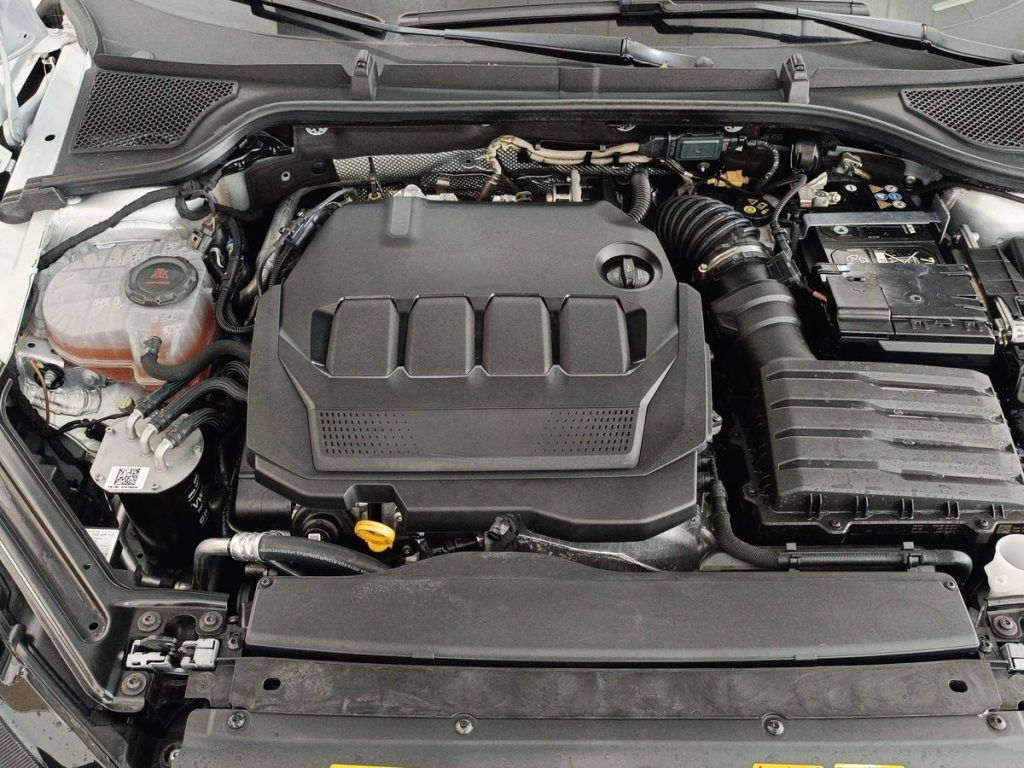 SKODA Octavia 2.0 TDI 150 CV DSG Wagon Executive - 25