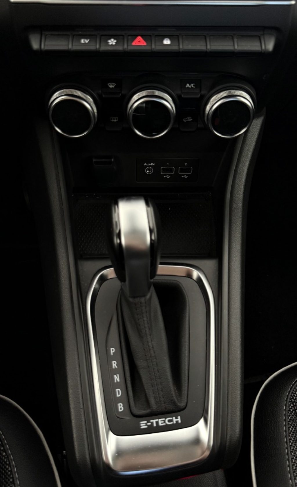 RENAULT Captur Full Hybrid E-Tech 145 CV Techno - 15