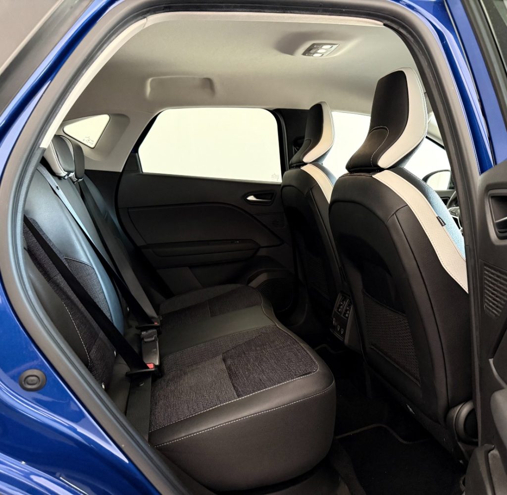 RENAULT Captur Full Hybrid E-Tech 145 CV Techno - 19
