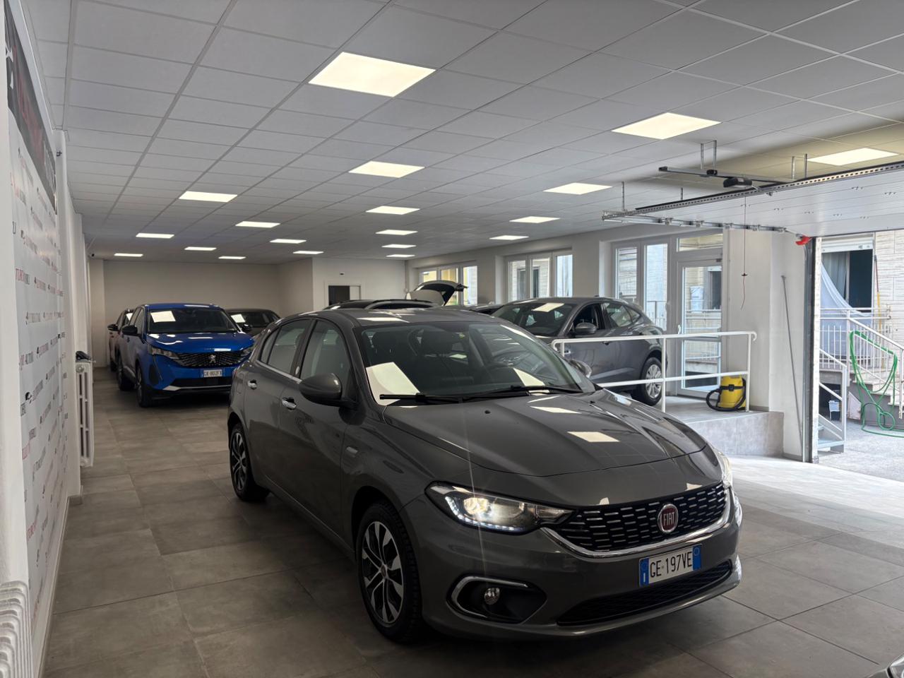 FIAT Tipo 1.4 T-Jet 5 porte 120 CV Mirror - 3