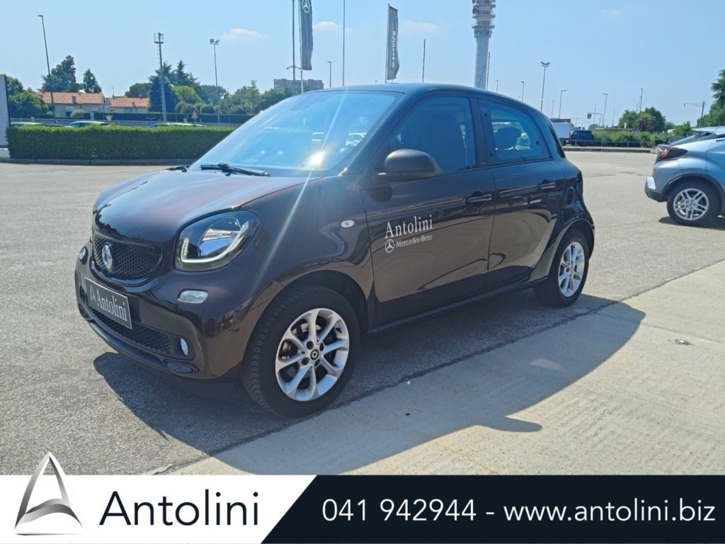 Scopri un'occasione autoSMART ForFour 70 1.0 twinamic Passionda Antolini Venezia Mestre (VE)