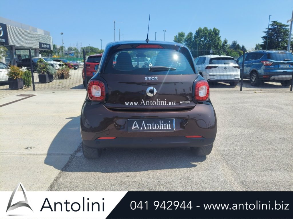 Scopri un'occasione autoSMART ForFour 70 1.0 twinamic Passionda Antolini Venezia Mestre (VE)