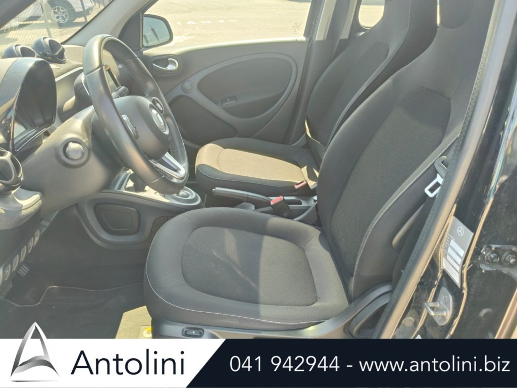 Scopri un'occasione autoSMART ForFour 70 1.0 twinamic Passionda Antolini Venezia Mestre (VE)
