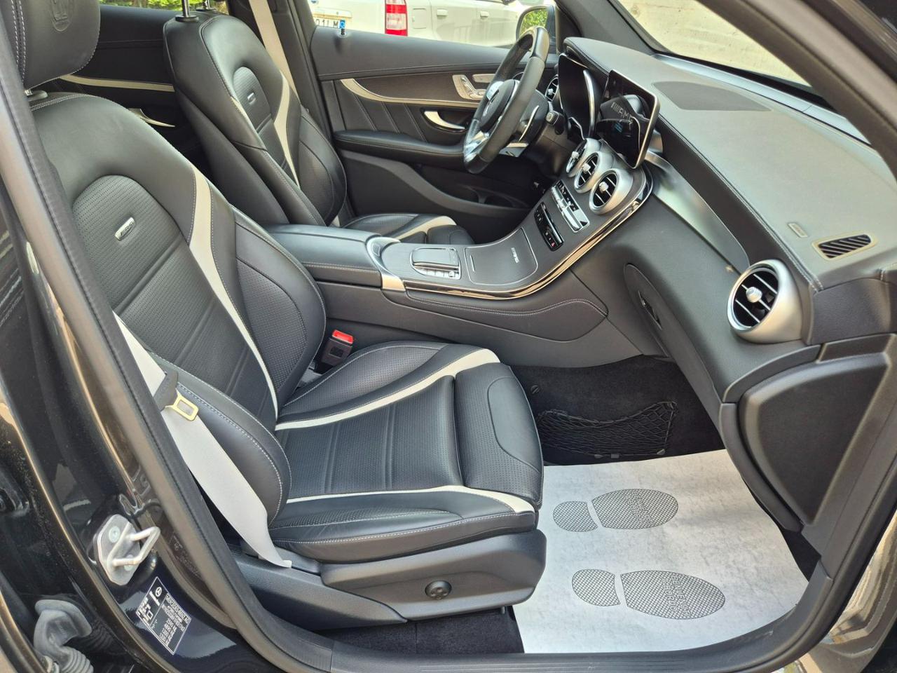 MERCEDES-BENZ GLC 63 AMG 4Matic Coupé - 15
