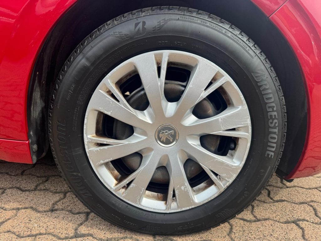 PEUGEOT 208 PureTech 68CV 5 porte Active - 18