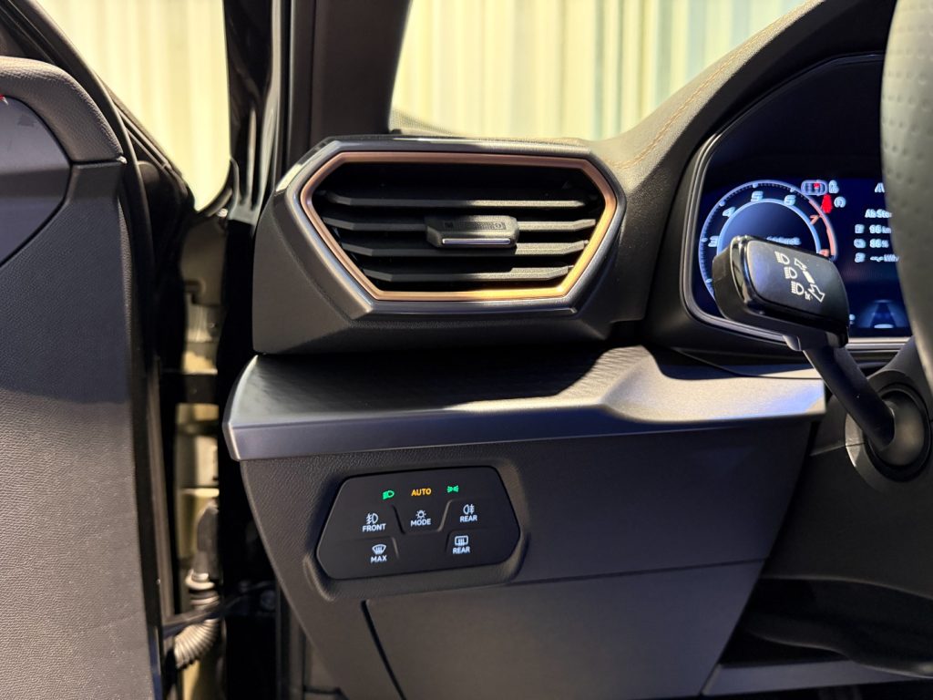 CUPRA Formentor 1.5 e-Hybrid DSG PHEV Camera 19 Matrix ACC - 10