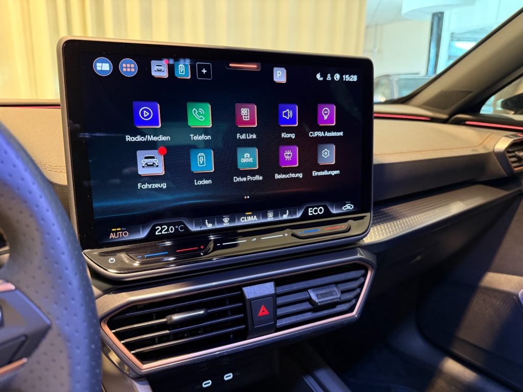 CUPRA Formentor 1.5 e-Hybrid DSG PHEV Camera 19 Matrix ACC - 13