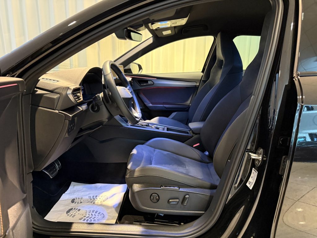 CUPRA Formentor 1.5 e-Hybrid DSG PHEV Camera 19 Matrix ACC - 4