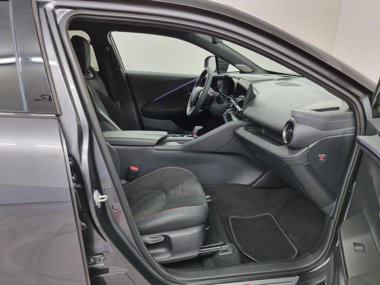 TOYOTA C-HR 2.0 HV AWD GR Sport Premiere - 13