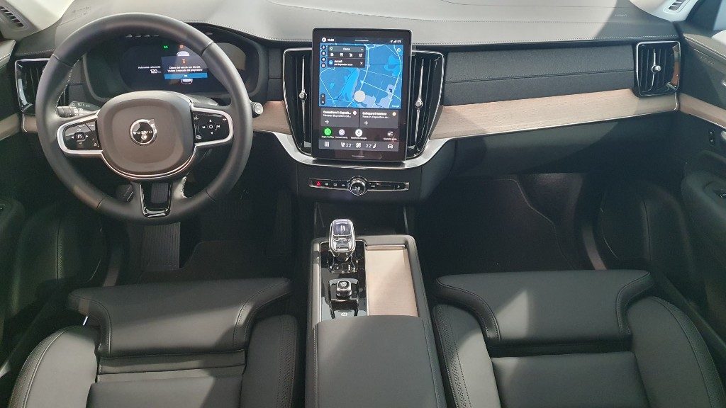 VOLVO XC90 B5 AWD automatico 7 posti Plus Bright - Foto 4