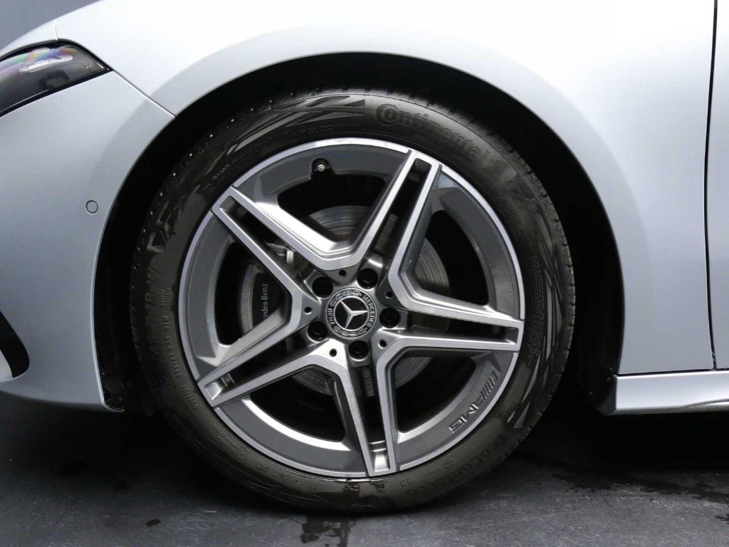MERCEDES-BENZ A 180 Automatic AMG Line EXTRA - 8