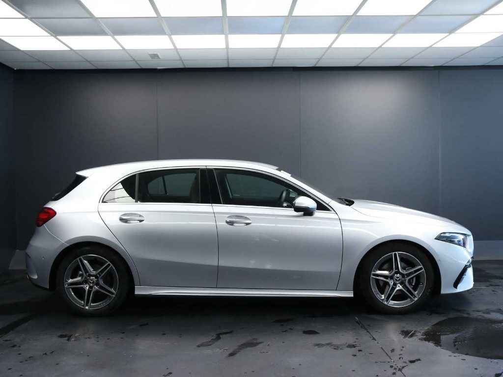 MERCEDES-BENZ A 180 Automatic AMG Line EXTRA - 12
