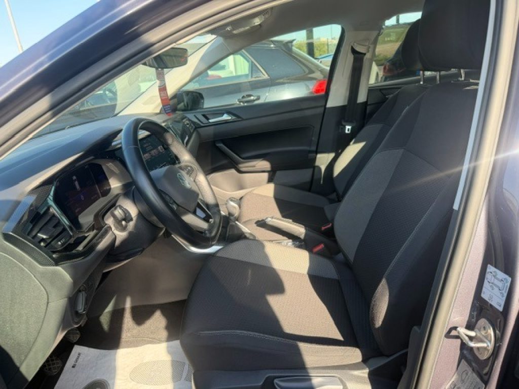 VOLKSWAGEN Polo 1.0 TSI Life - 10