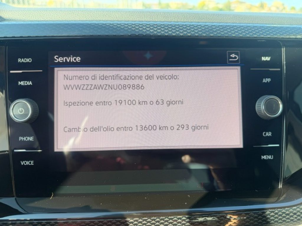 VOLKSWAGEN Polo 1.0 TSI Life - 19