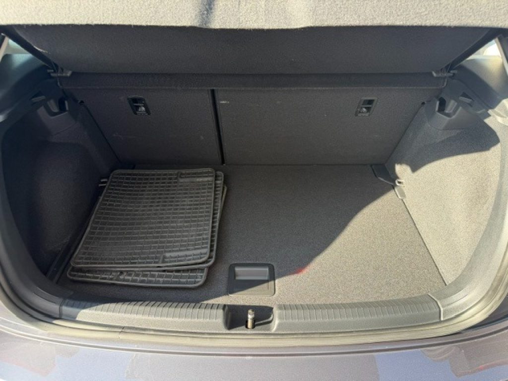 VOLKSWAGEN Polo 1.0 TSI Life - 27