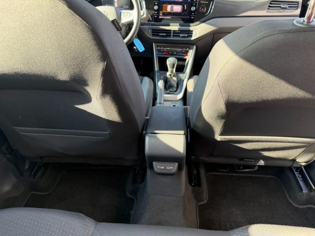 VOLKSWAGEN Polo 1.0 TSI Life - 34