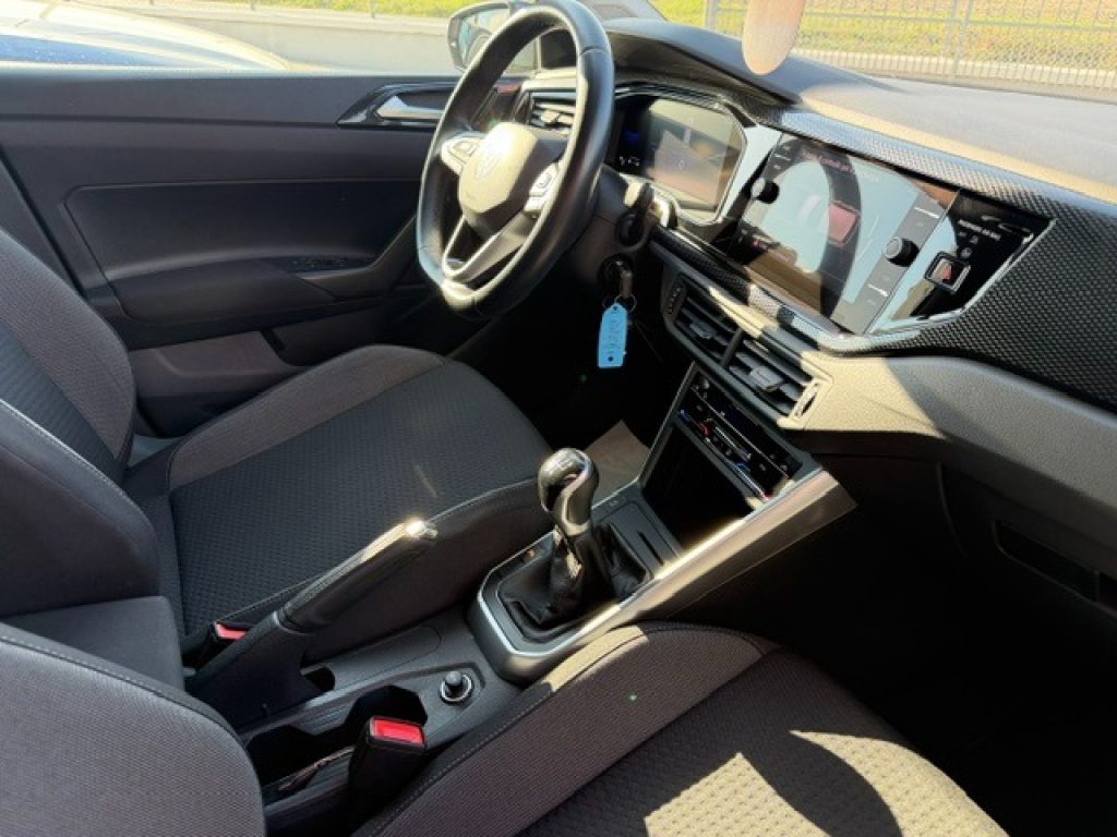 VOLKSWAGEN Polo 1.0 TSI Life - 37