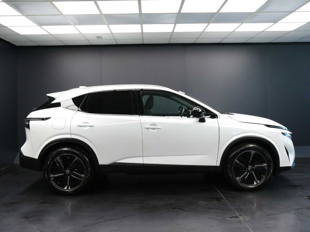NISSAN Qashqai MHEV 158 CV Xtronic Tekna - 11