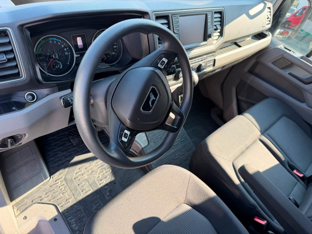 VOLKSWAGEN e-Crafter MAN TGE Elettrico 35 136 CV PL-TA Furgone L3H3 - 8
