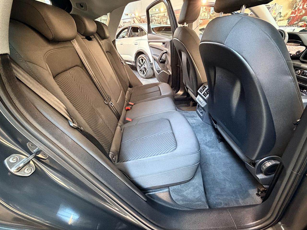 AUDI Q5 40 TDI Sportback Quattro S-Tronic Busin. Advanced - 19